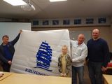 Воспитанница клуба «Алые паруса» получила почетный парус с изображением барка «Крузенштерн»